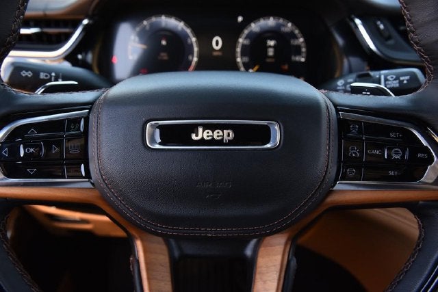 2025 Jeep Grand Cherokee Summit Reserve