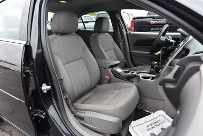 2015 Chevrolet Malibu 4dr Sdn LS w/1FL