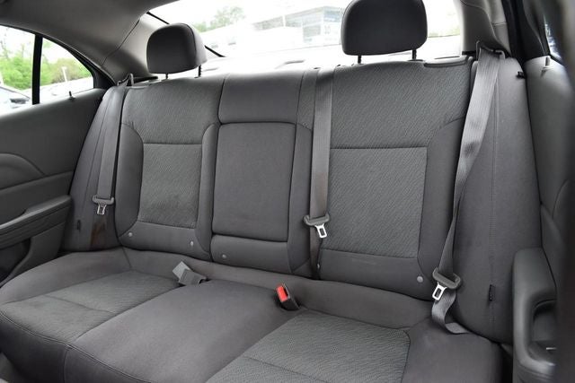 2015 Chevrolet Malibu 4dr Sdn LS w/1FL