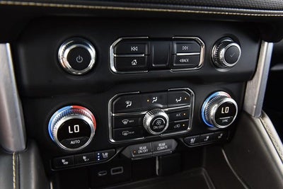 2022 GMC Yukon XL SLT