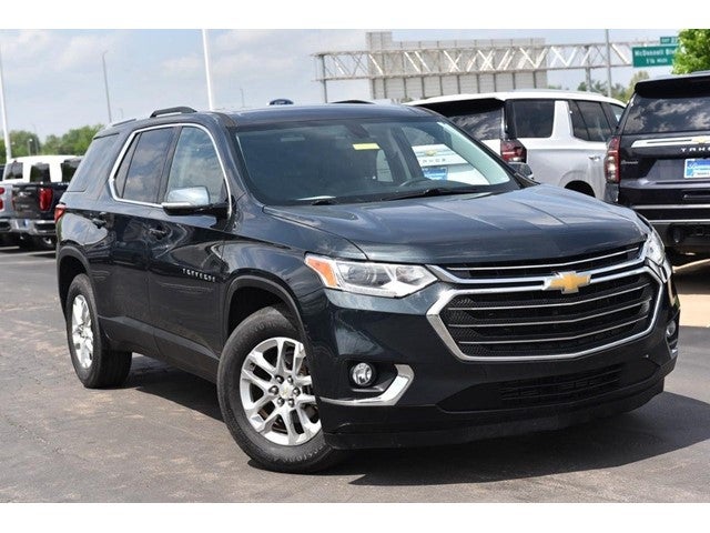 Used 2018 Chevrolet Traverse 1LT with VIN 1GNERGKW8JJ247601 for sale in Hazelwood, MO