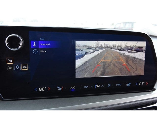 2025 Chevrolet Traverse FWD LT