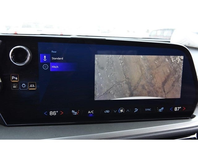 2025 Chevrolet Traverse FWD LT