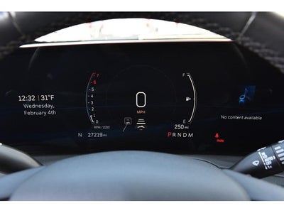 2025 Cadillac XT4 FWD Premium Luxury