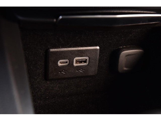 2025 Cadillac XT4 FWD Premium Luxury