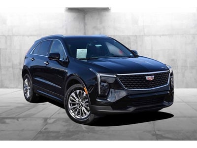 2025 Cadillac XT4 FWD Premium Luxury