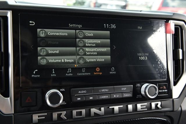 2025 Nissan Frontier SV