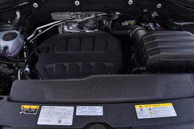2026 Volkswagen Atlas Cross Sport 2.0T SEL R-Line Black