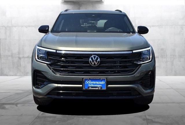 2026 Volkswagen Atlas Cross Sport 2.0T SEL R-Line Black
