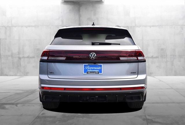 2026 Volkswagen Atlas Cross Sport 2.0T SEL R-Line Black