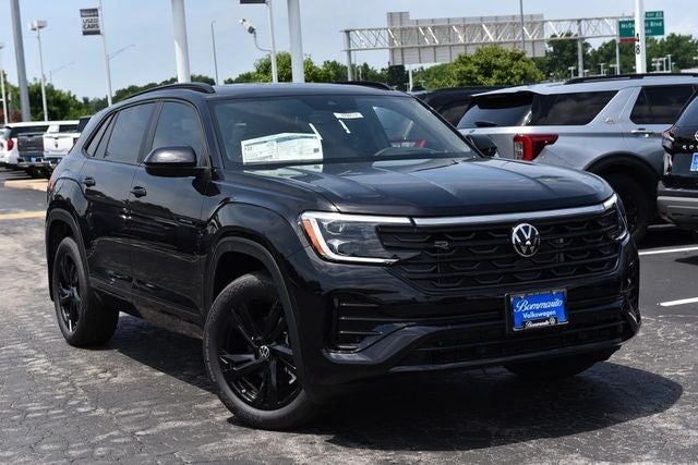 2026 Volkswagen Atlas Cross Sport 2.0T SEL R-Line Black
