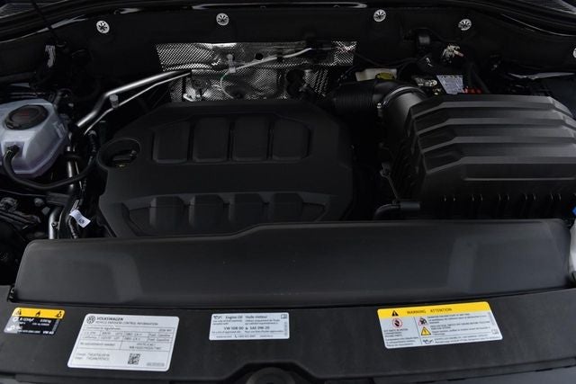 2026 Volkswagen Atlas Cross Sport 2.0T SEL R-Line Black