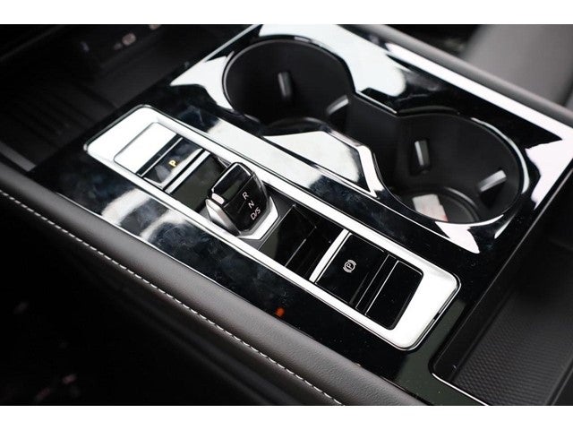 2026 Volkswagen Atlas Cross Sport 2.0T SEL 4MOTION