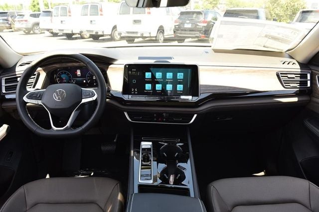 2026 Volkswagen Atlas 2.0T SEL