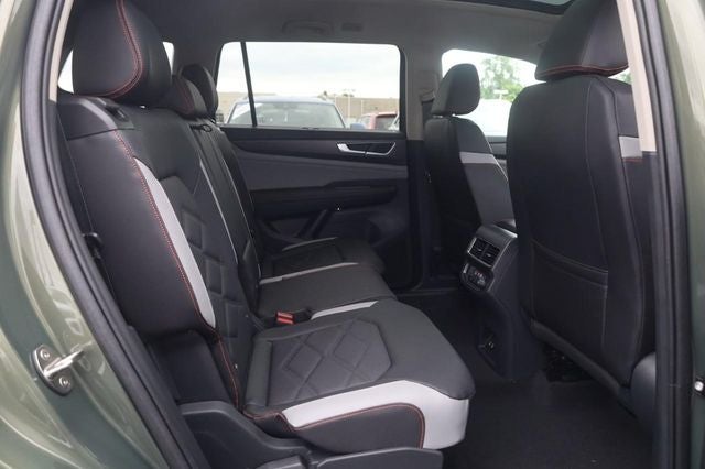 2026 Volkswagen Atlas 2.0T Peak Edition