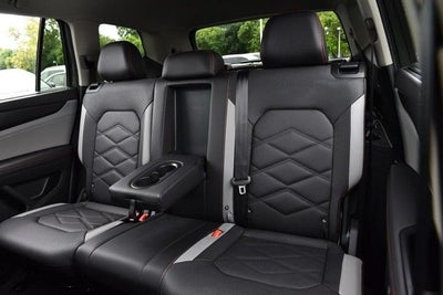 2025 Volkswagen Atlas 2.0T Peak Edition