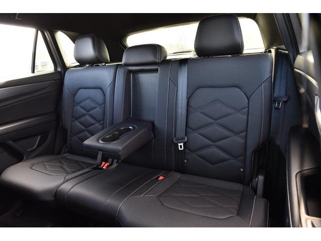 2026 Volkswagen Atlas Cross Sport 2.0T SE