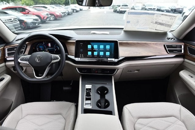 2026 Volkswagen Atlas 2.0T SE