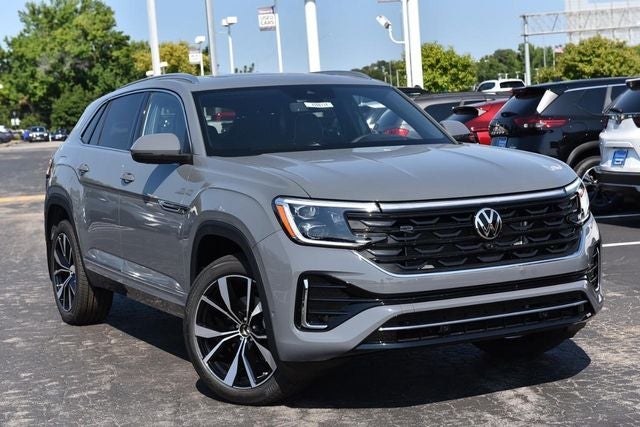 2026 Volkswagen Atlas Cross Sport 2.0T SEL Premium R-Line