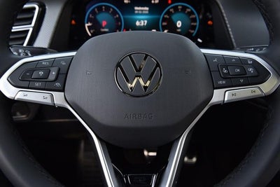 2026 Volkswagen Atlas Cross Sport 2.0T SEL Premium R-Line