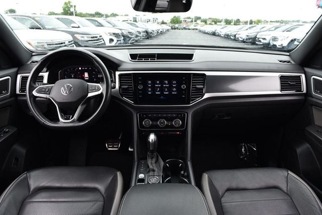 2023 Volkswagen Atlas Cross Sport 3.6L V6 SEL Premium R-Line