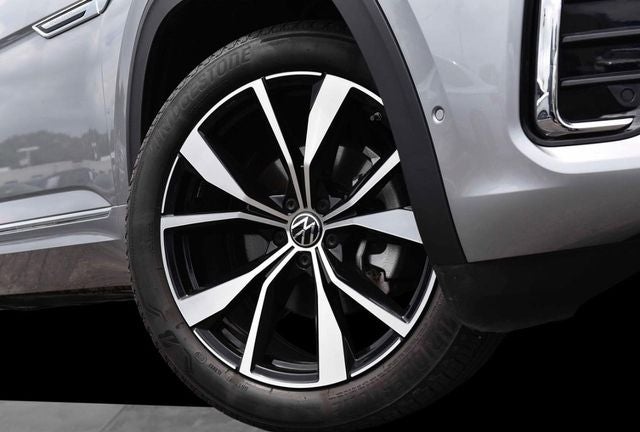 2024 Volkswagen Atlas Cross Sport 2.0T SEL Premium R-Line
