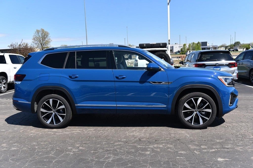 2026 Volkswagen Atlas 2.0T SEL Premium R-Line 4MOTION