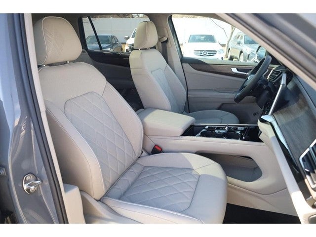 2026 Volkswagen Atlas 2.0T SEL Premium R-Line 4MOTION