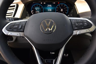 2026 Volkswagen Atlas 2.0T SEL Premium R-Line