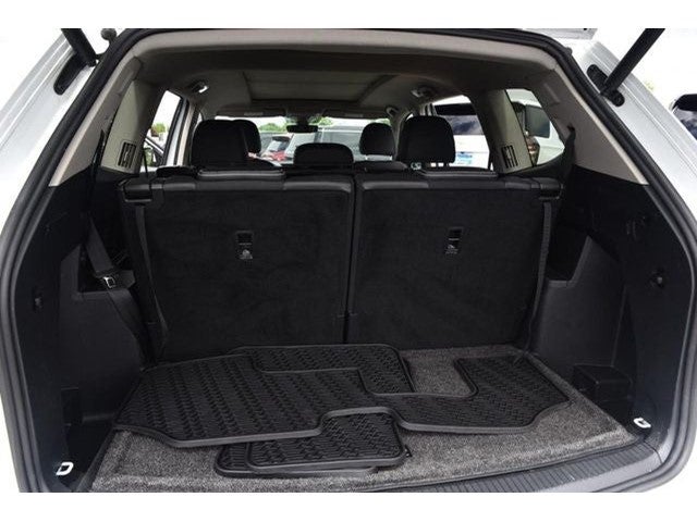 2022 Volkswagen Atlas 3.6L V6 SEL Premium R-Line
