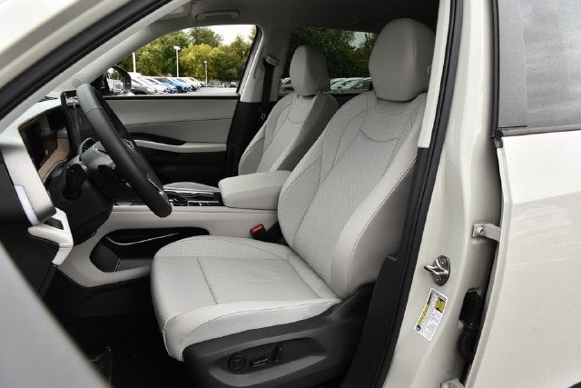 2027 Volkswagen Atlas 2.0T SE w/ Technology