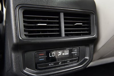 2027 Volkswagen Atlas 2.0T SE w/ Technology