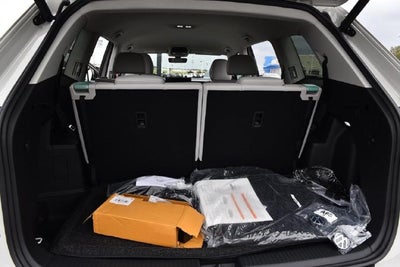 2027 Volkswagen Atlas 2.0T SE w/ Technology