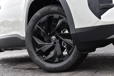 2027 Volkswagen Atlas 2.0T SE w/ Technology