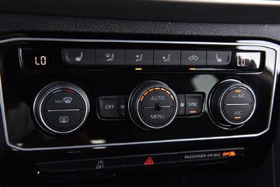2023 Volkswagen Atlas Cross Sport 2.0T SE w/Technology