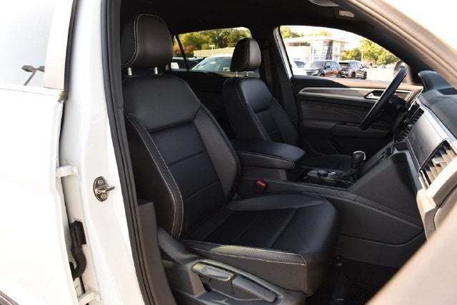 2023 Volkswagen Atlas Cross Sport 2.0T SE w/Technology