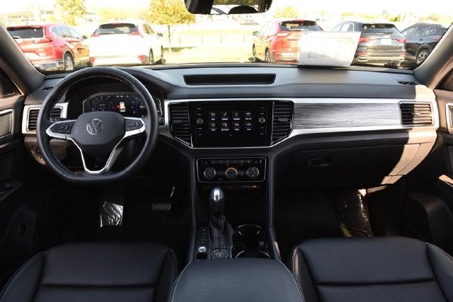 2023 Volkswagen Atlas Cross Sport 2.0T SE w/Technology