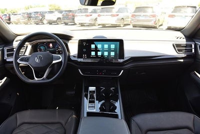 2025 Volkswagen Atlas Cross Sport 2.0T SE w/Technology