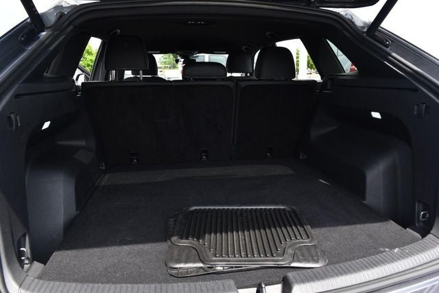 2025 Volkswagen Atlas Cross Sport 2.0T SE w/Technology 4MOTION