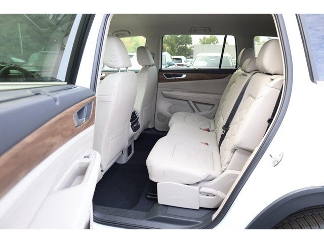 2026 Volkswagen Atlas 2.0T SE w/Technology 4MOTION