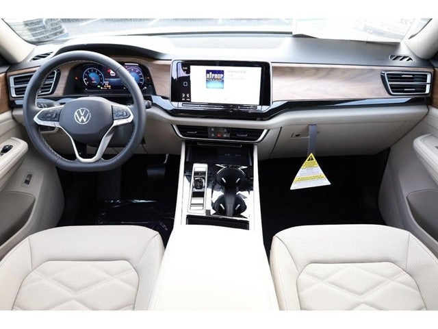 2026 Volkswagen Atlas 2.0T SE w/Technology 4MOTION