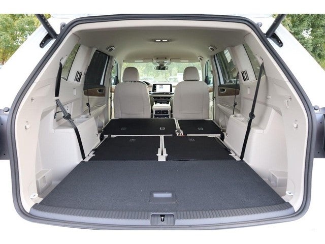 2026 Volkswagen Atlas 2.0T SE w/Technology 4MOTION