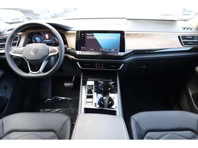 2026 Volkswagen Atlas 2.0T SE w/Technology 4MOTION