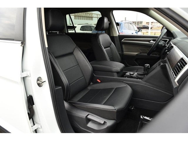 2023 Volkswagen Atlas 2.0T SE w/Technology