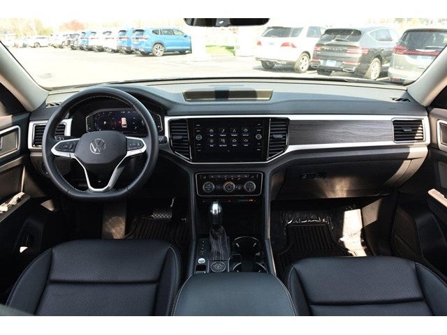 2023 Volkswagen Atlas 2.0T SE w/Technology