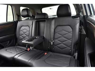 2025 Volkswagen Atlas 2.0T SE w/Technology