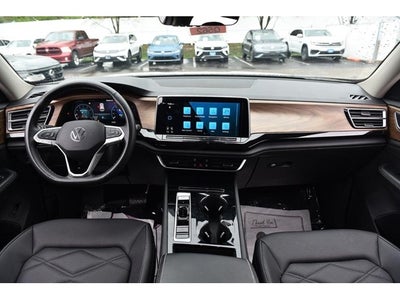 2025 Volkswagen Atlas 2.0T SE w/Technology