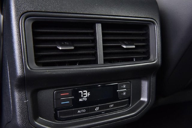 2027 Volkswagen Atlas 2.0T SE w/ Technology