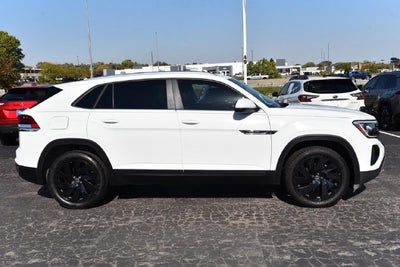 2024 Volkswagen Atlas Cross Sport 2.0T SE w/Technology