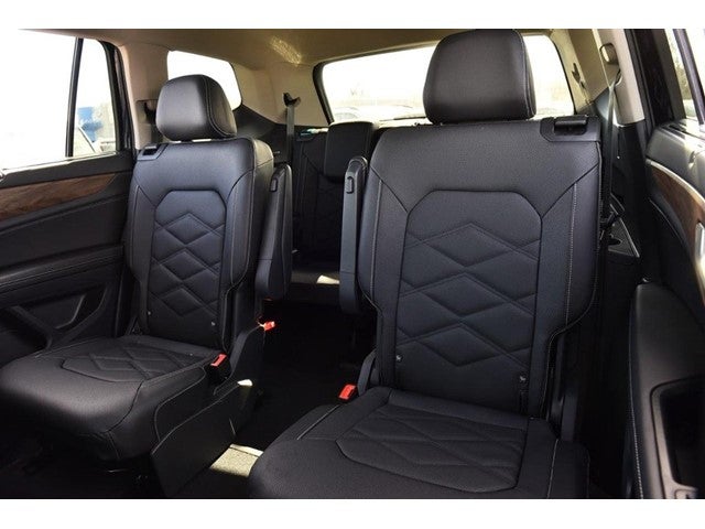 2026 Volkswagen Atlas 2.0T SE w/Technology FWD